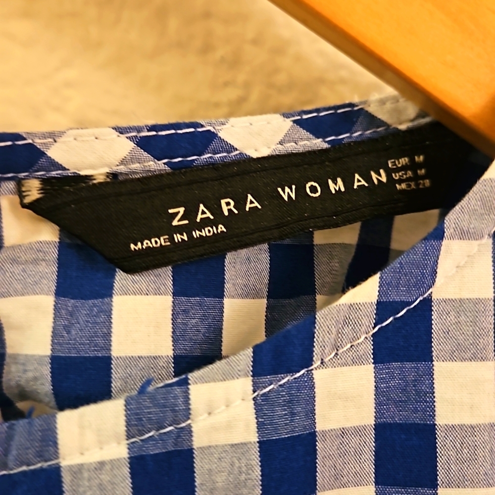 Zara blue plaid with red floral  embroidery - Picture 4 of 4